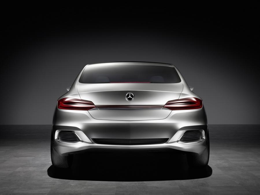  Mercedes-Benz F800 Style Research Vehicle 2010 года  (фото 183 из 193)